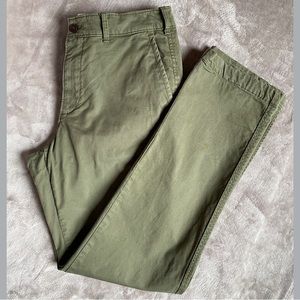 🎉Abercrombie & Fitch Chino Pant, Size Men's 32x32, Army Green